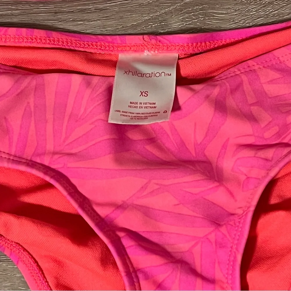 Xhilaration Neon Pink Bikini Set - Picture 2 of 6